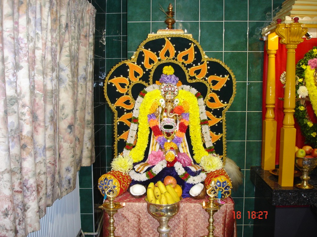 Sri Bala Vinaayagar Photo